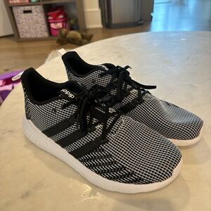 Never worn size 11 cloud foam Men Adidas